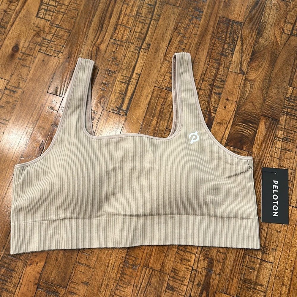 NWT Peloton Seamless Square Neck Bra